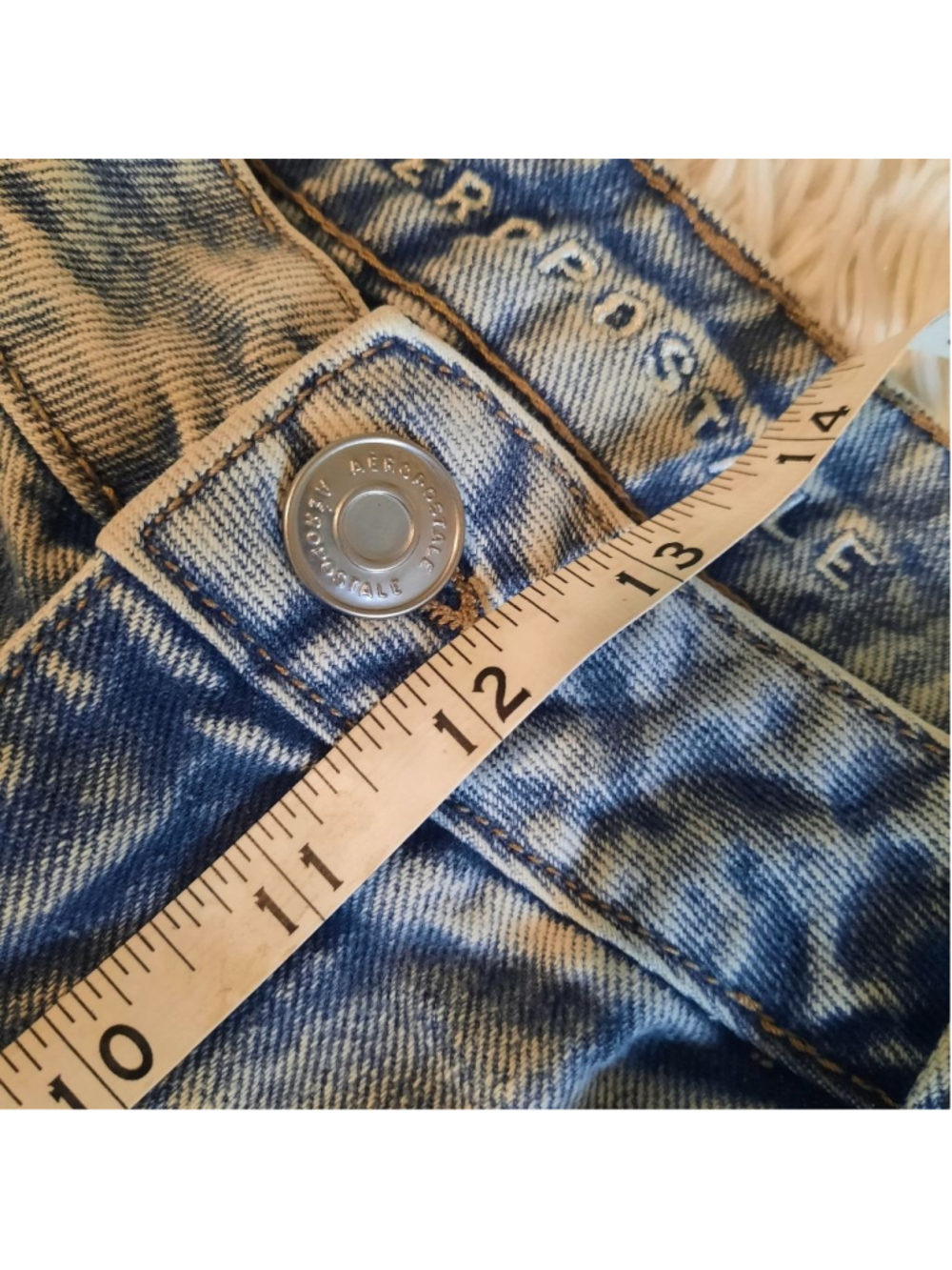Aeropostle Mom jeans. Light wash. 14